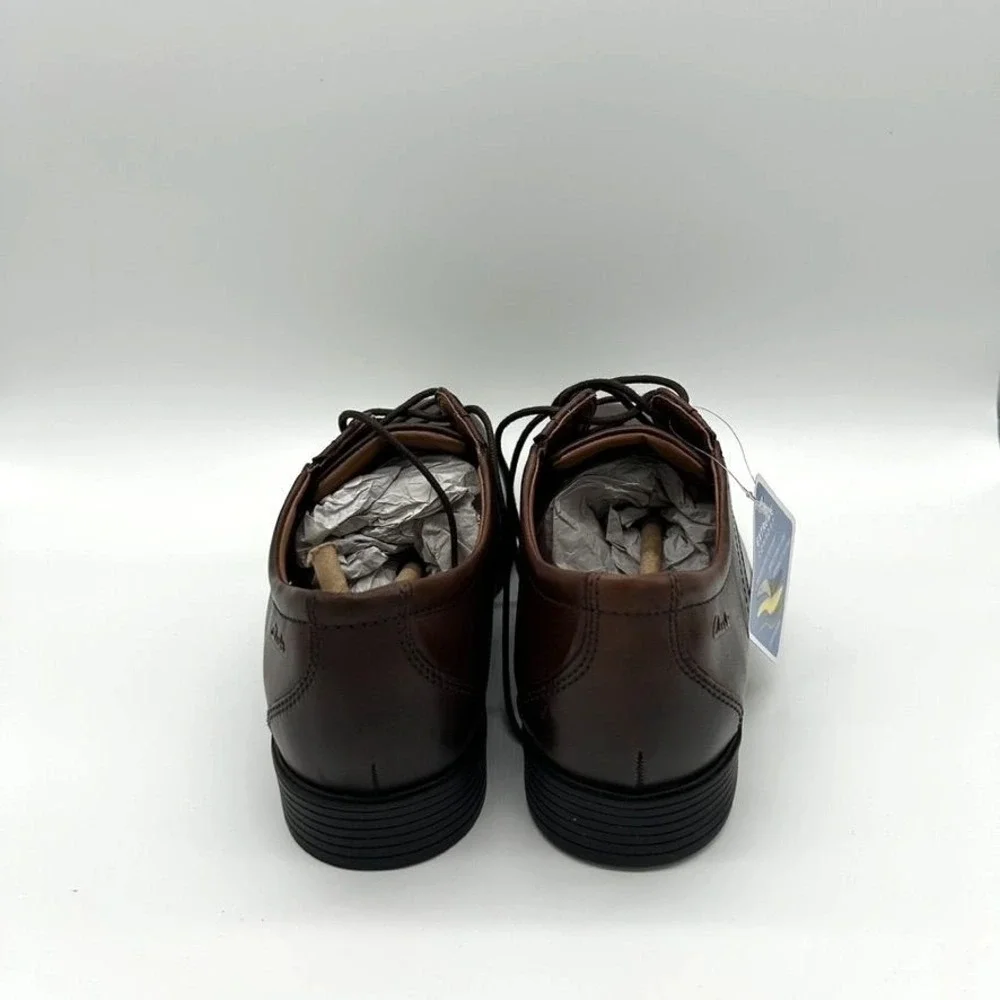 Clarks Whiddon Cap Men's Shoes Brown US 9.5 M Mahogany‎ Leather Dress ( No Box)